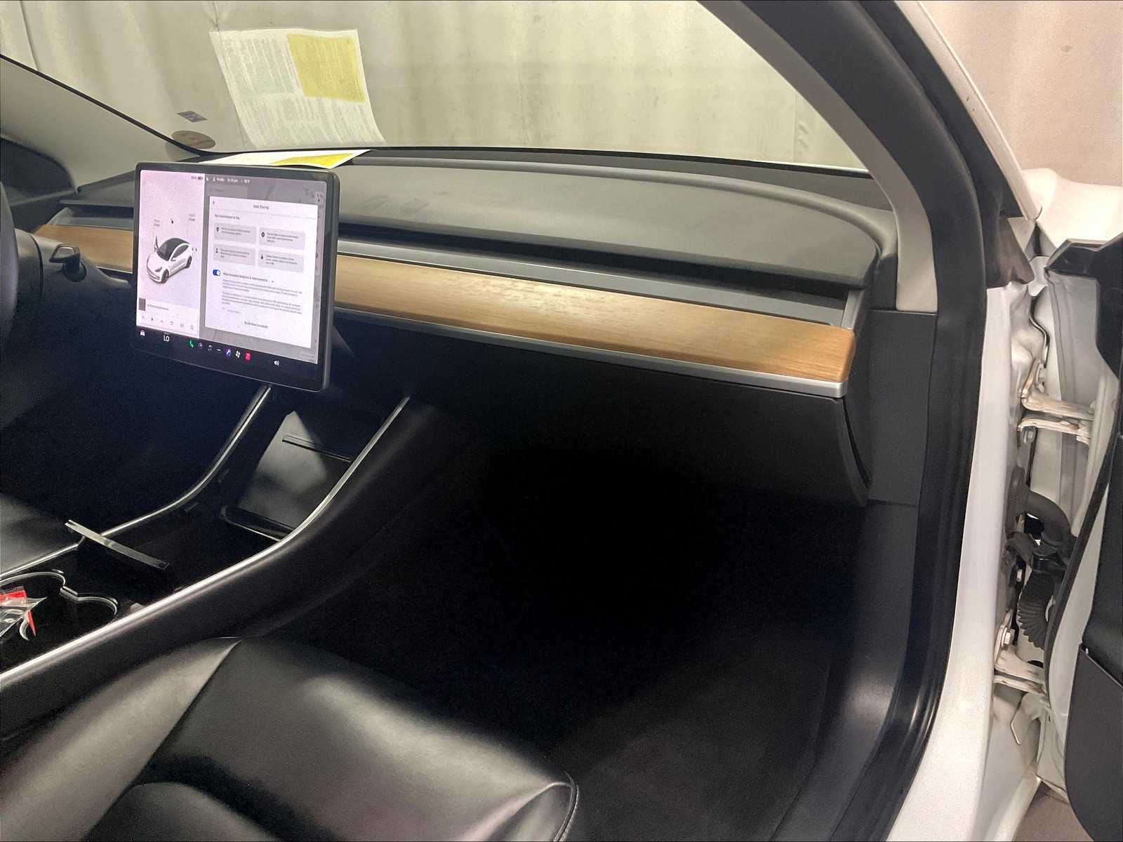 2020 Tesla Model 3 Standard Range Plus - Photo 13