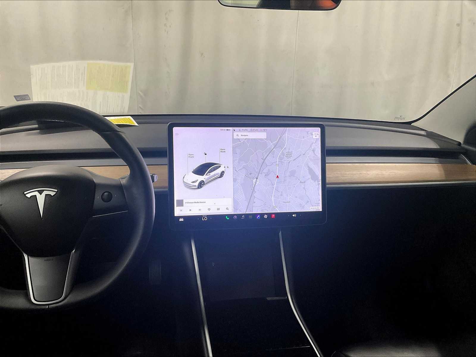 2020 Tesla Model 3 Standard Range Plus - Photo 18