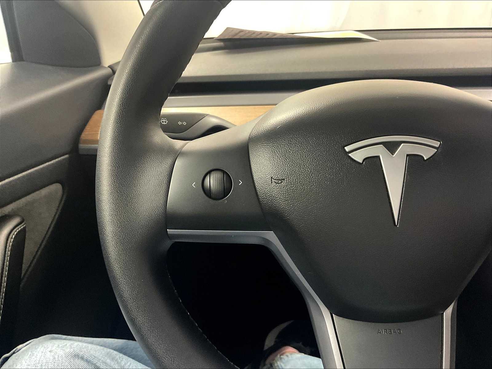 2020 Tesla Model 3 Standard Range Plus - Photo 23