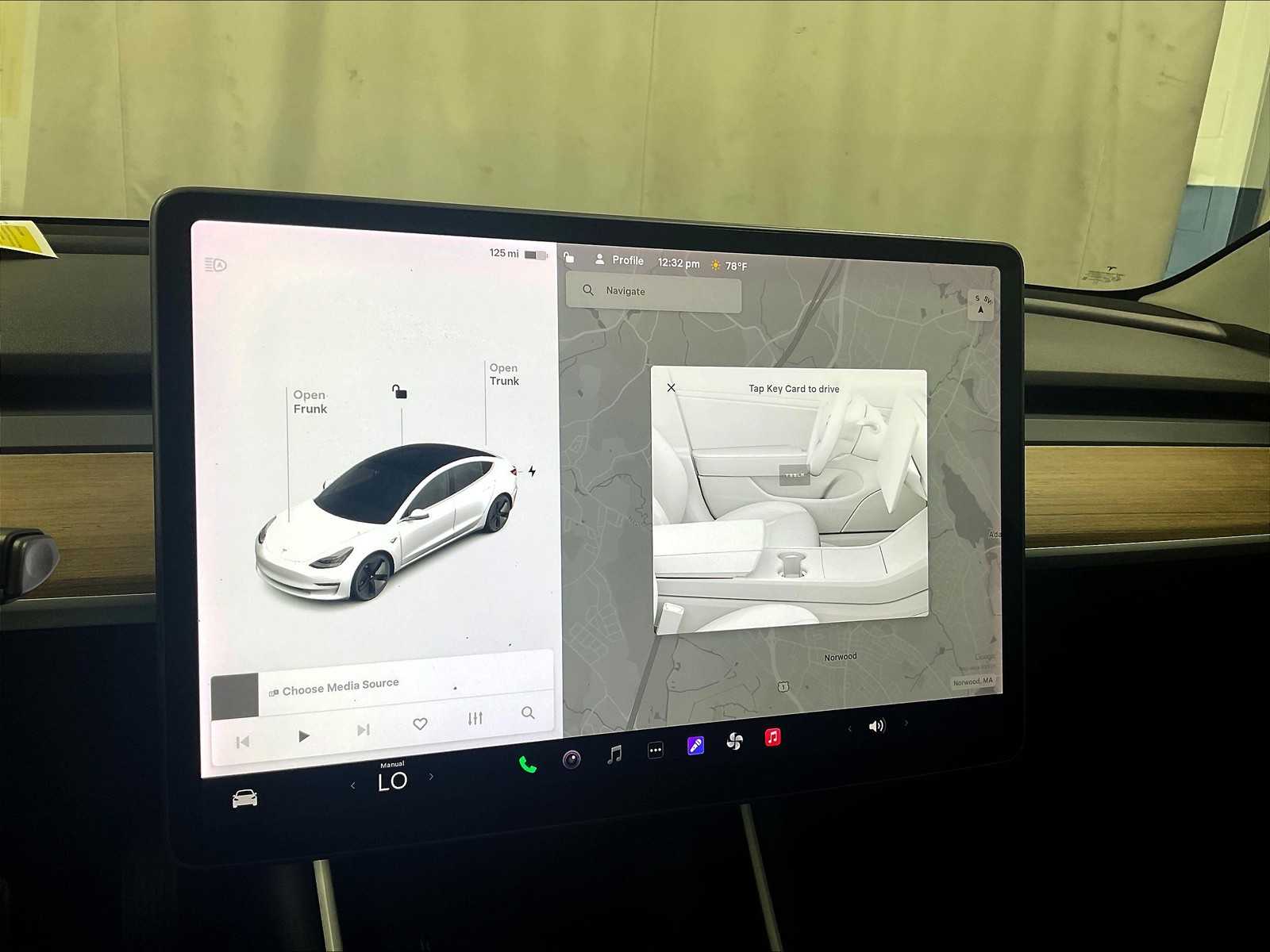 2020 Tesla Model 3 Standard Range Plus - Photo 25