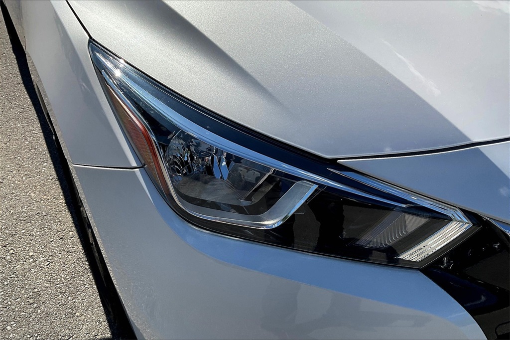 2021 Nissan Versa 1.6 SV - Photo 29