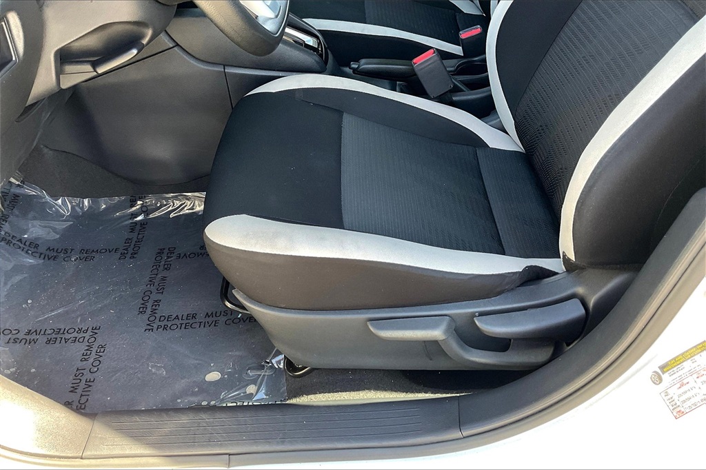 2021 Nissan Versa 1.6 SV - Photo 32