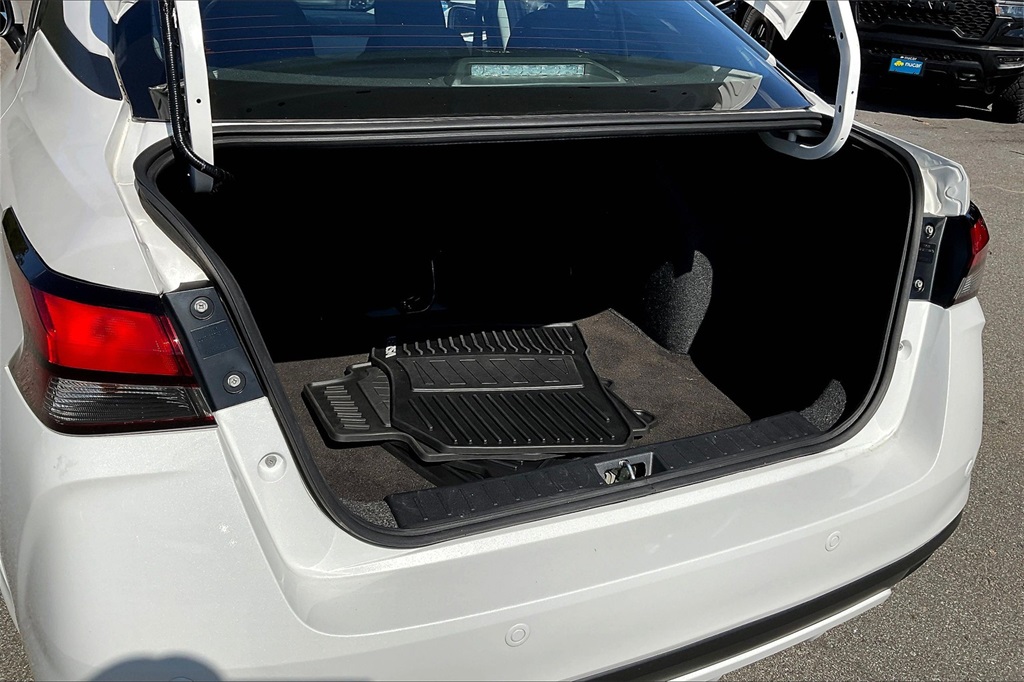 2021 Nissan Versa 1.6 SV - Photo 33