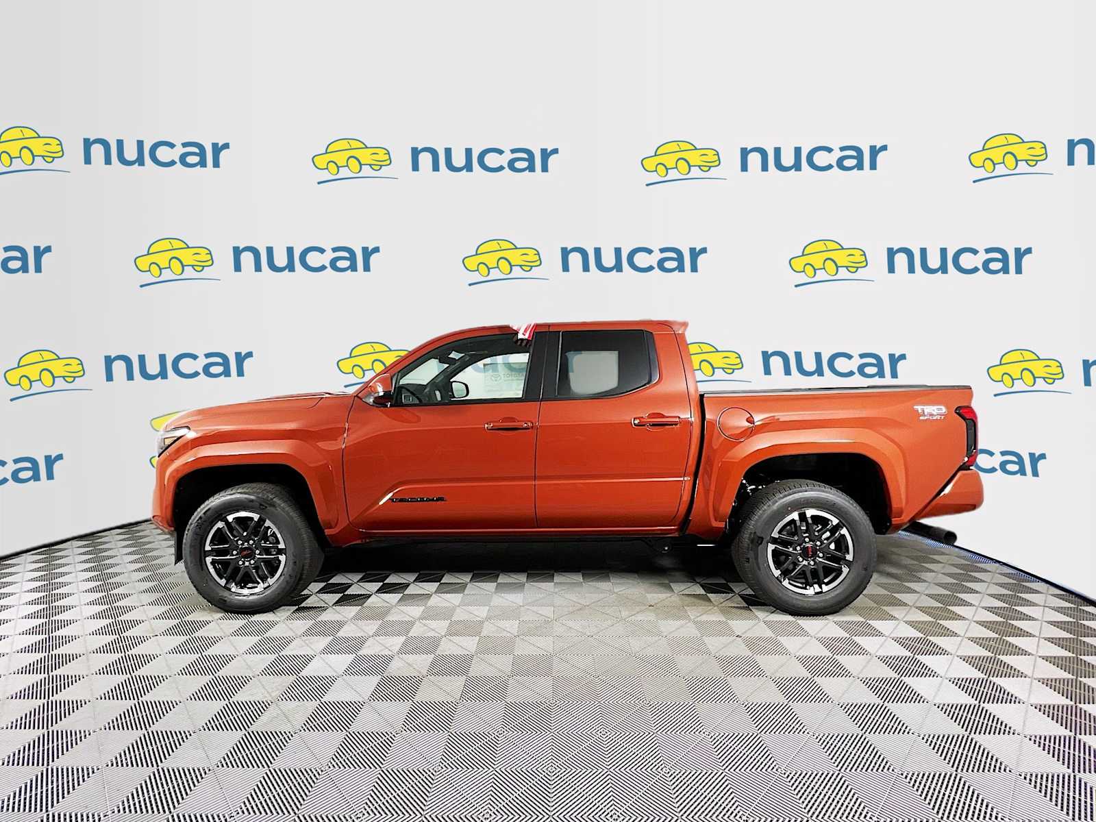 2025 Toyota Tacoma TRD Sport - Photo 3
