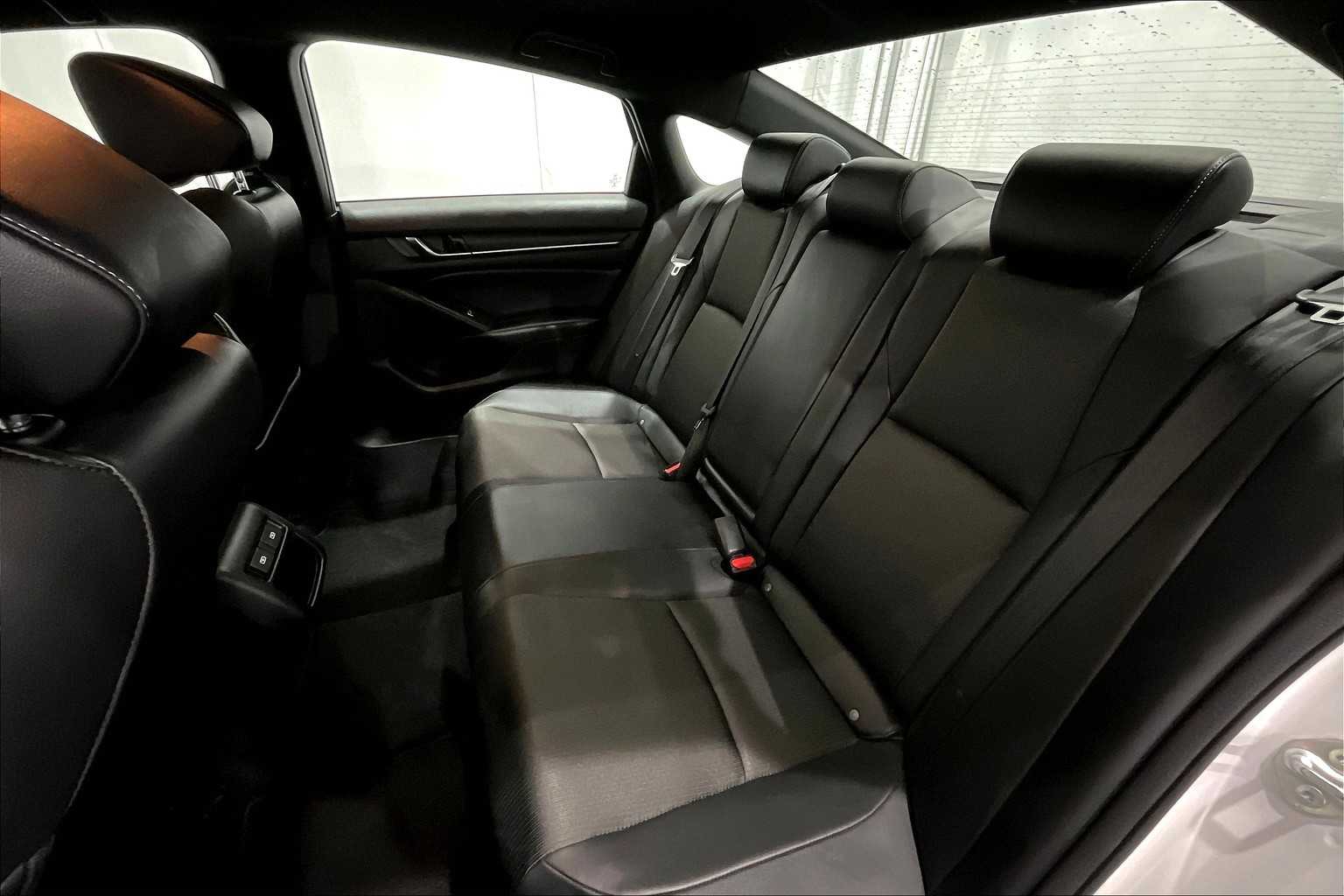 2022 Honda Accord Sport - Photo 15