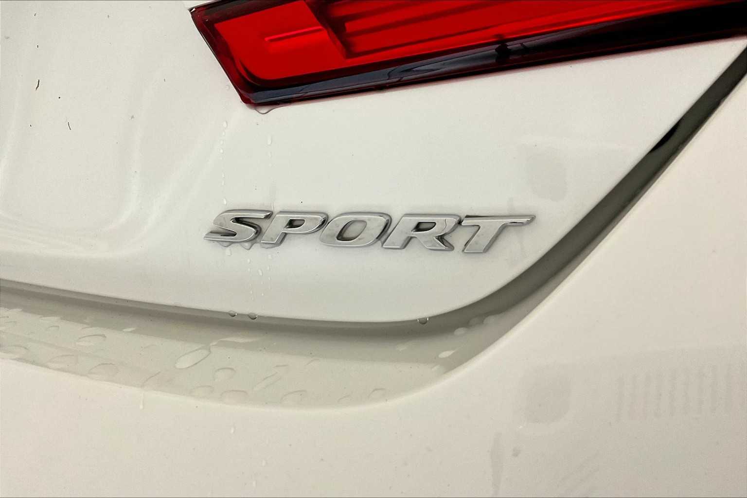 2022 Honda Accord Sport - Photo 28