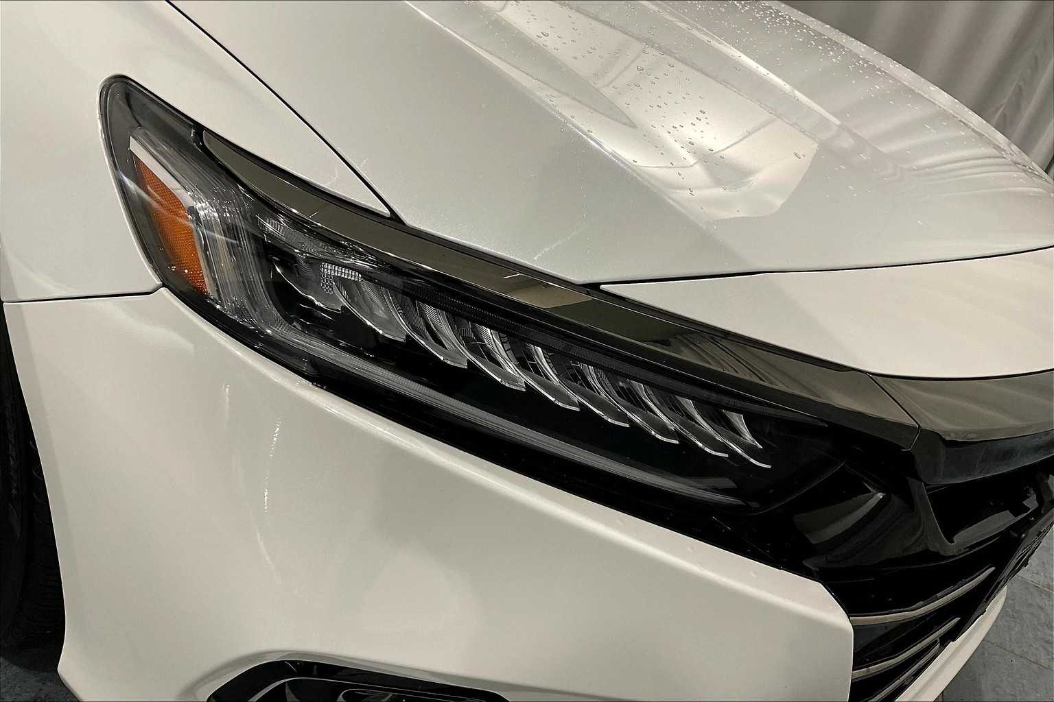 2022 Honda Accord Sport - Photo 32