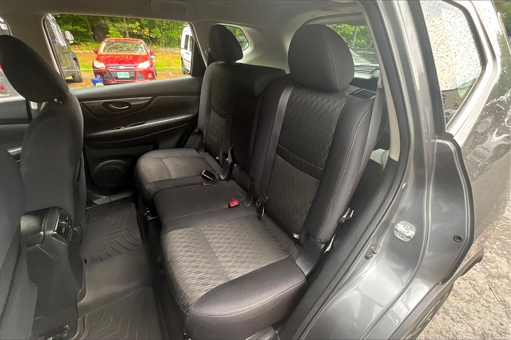2019 Nissan Rogue S - Photo 15