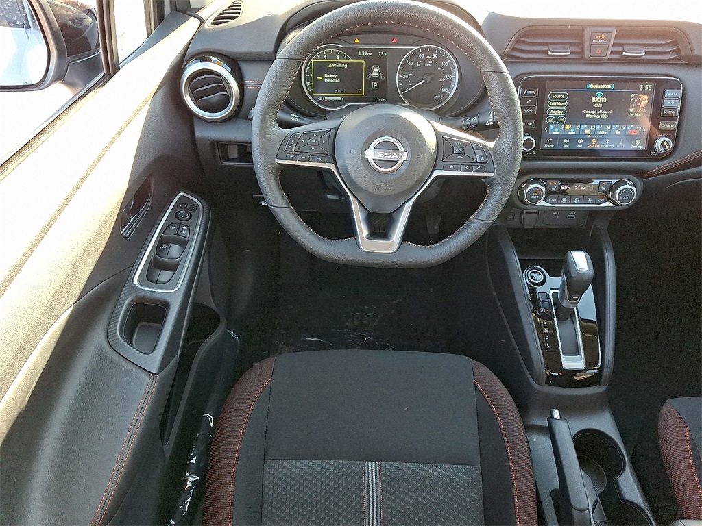 2025 Nissan Versa 1.6 SR - Photo 7