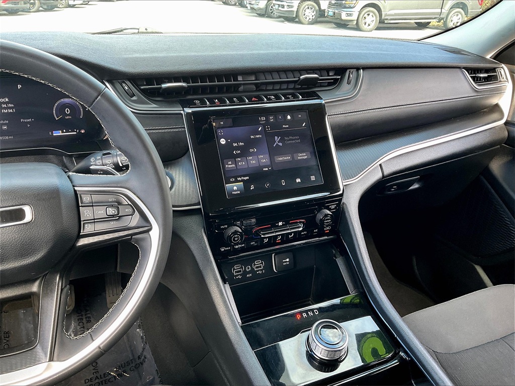 2023 Jeep Grand Cherokee L Laredo - Photo 18