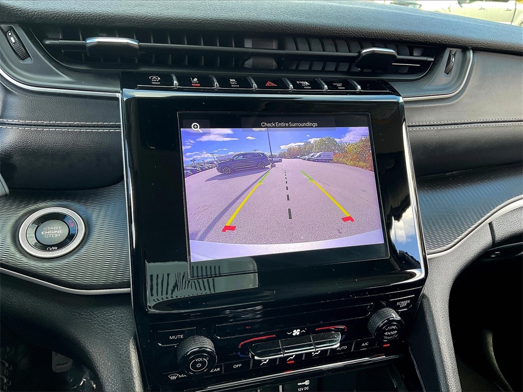 2023 Jeep Grand Cherokee L Laredo - Photo 19