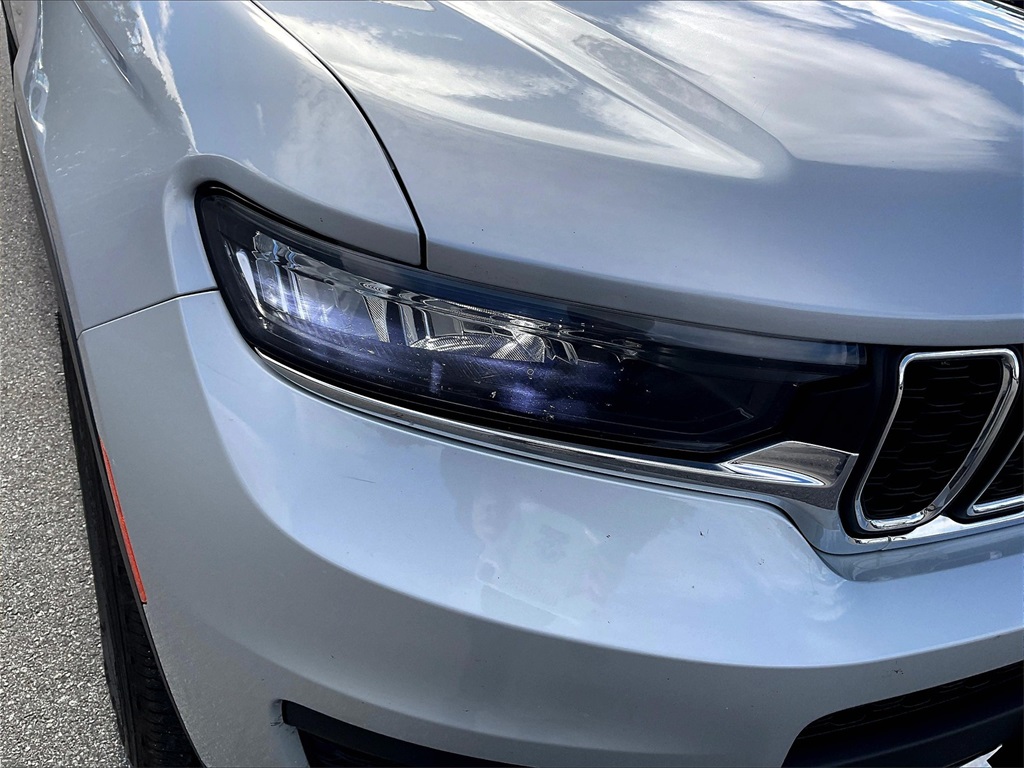 2023 Jeep Grand Cherokee L Laredo - Photo 30