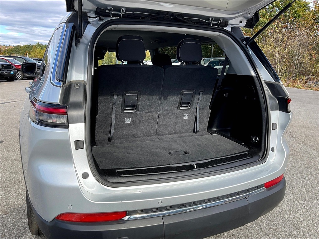 2023 Jeep Grand Cherokee L Laredo - Photo 35