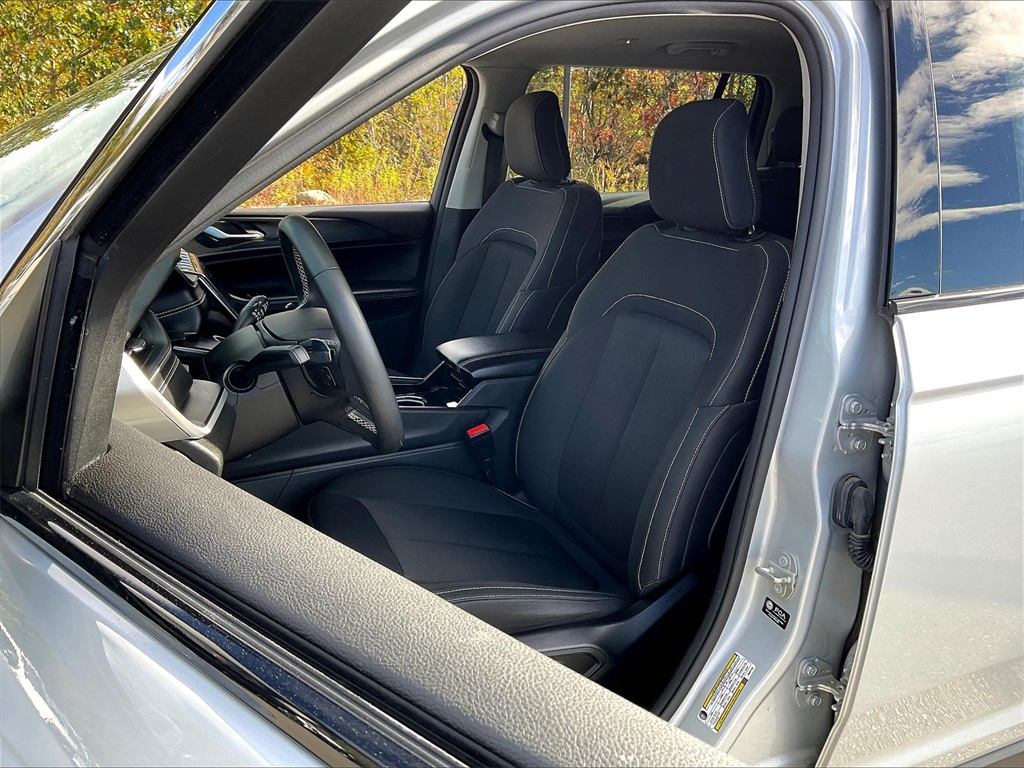 2023 Jeep Grand Cherokee L Laredo - Photo 9