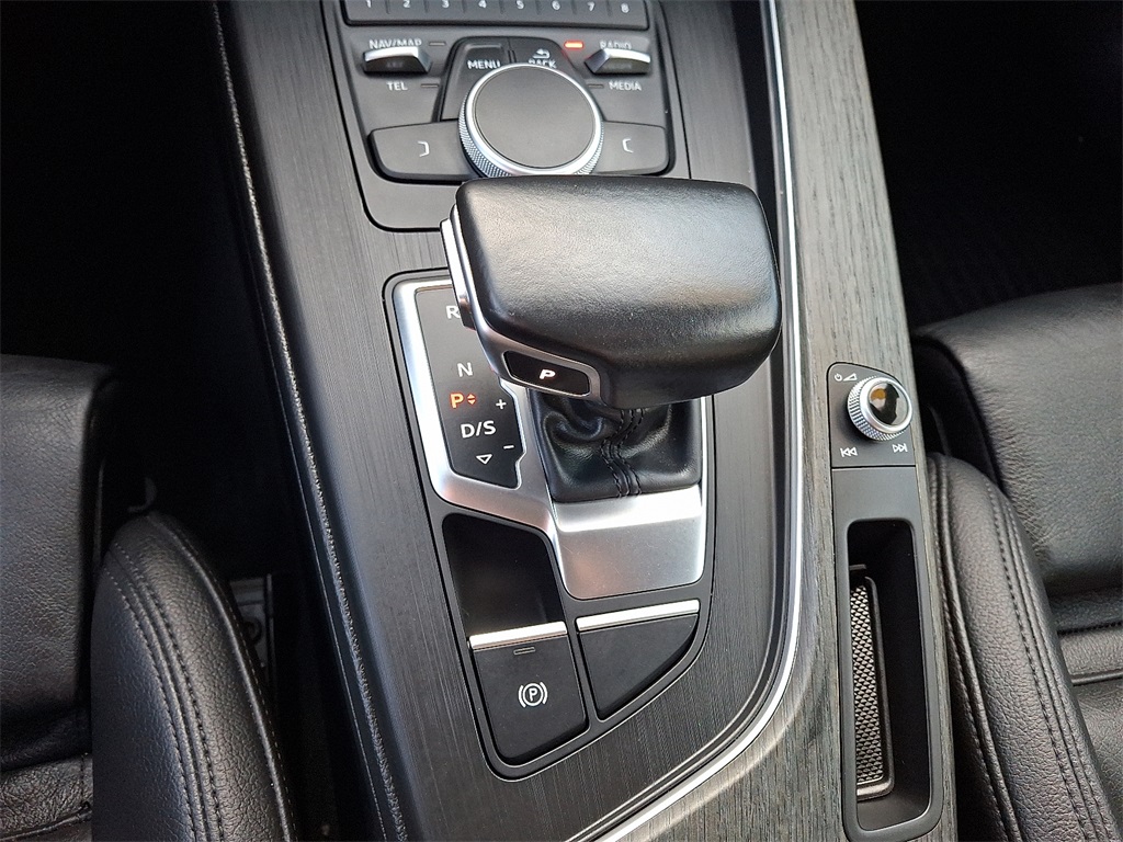 2017 Audi A4 2.0T Premium Plus - Photo 16