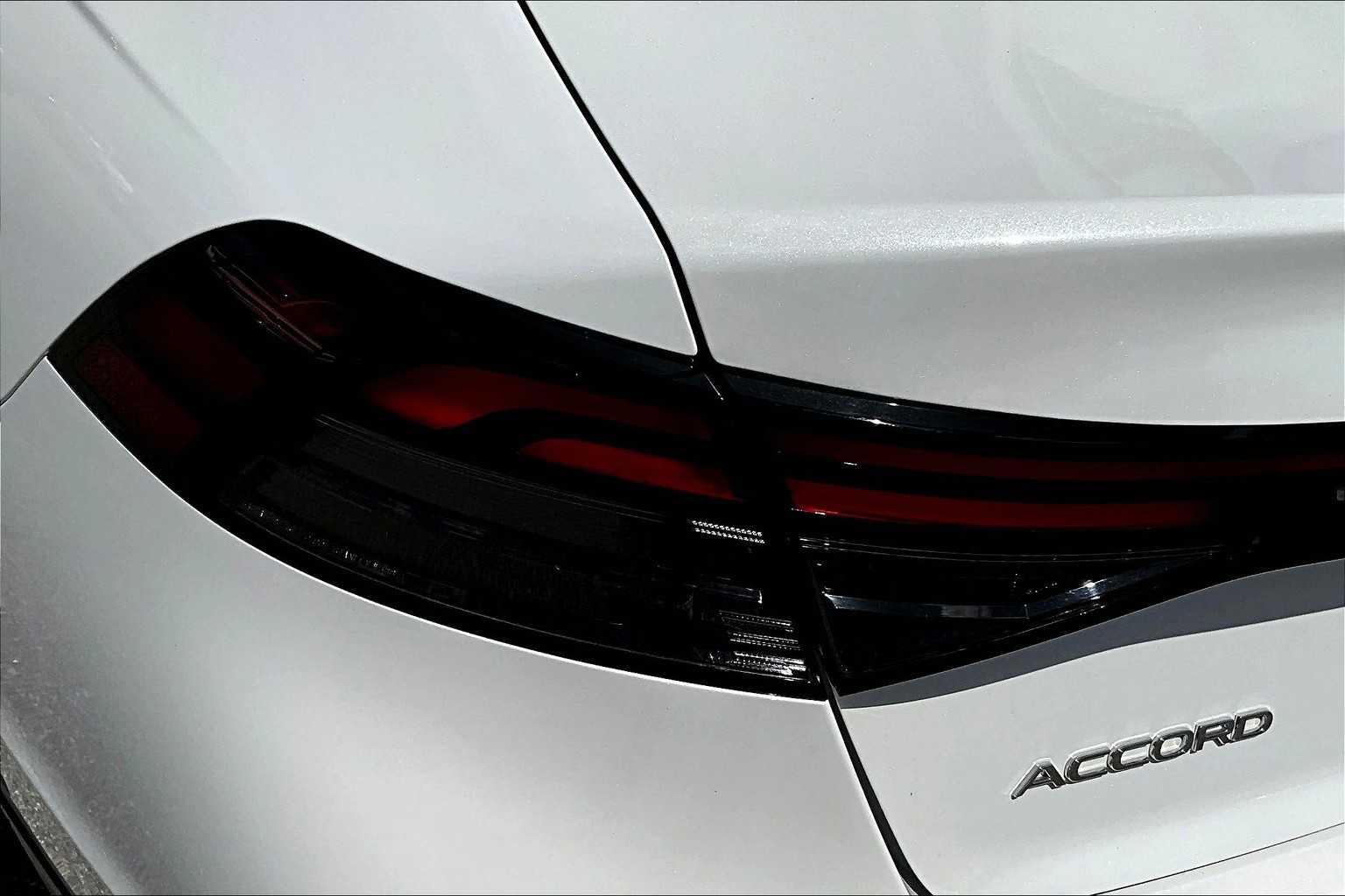 2024 Honda Accord LX - Photo 31