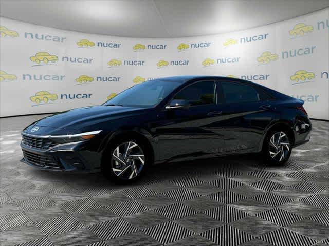 2025 Hyundai Elantra SEL Sport - Photo 13
