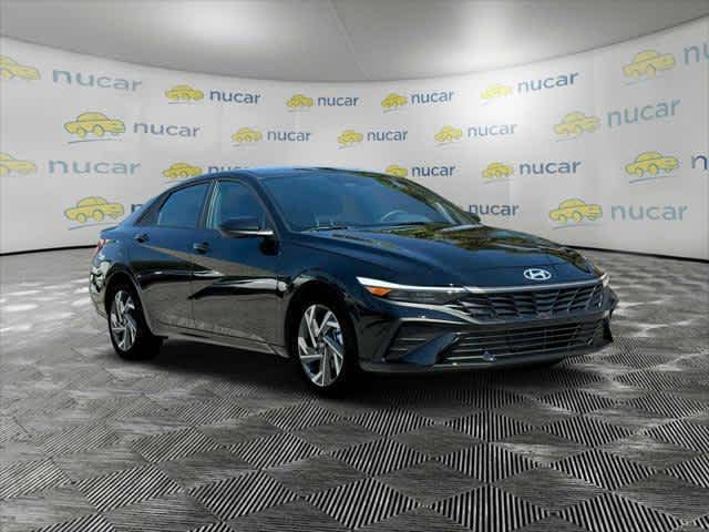 2025 Hyundai Elantra SEL Sport - Photo 21