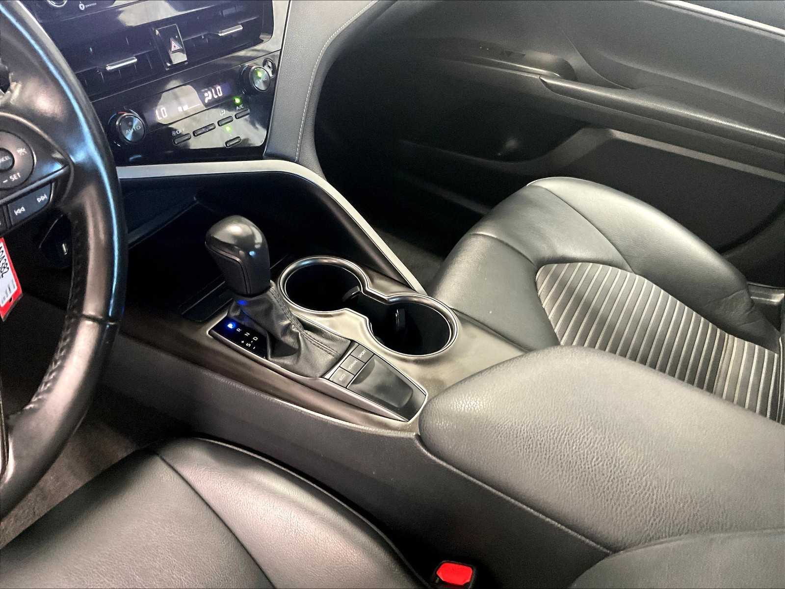 2023 Toyota Camry SE - Photo 20