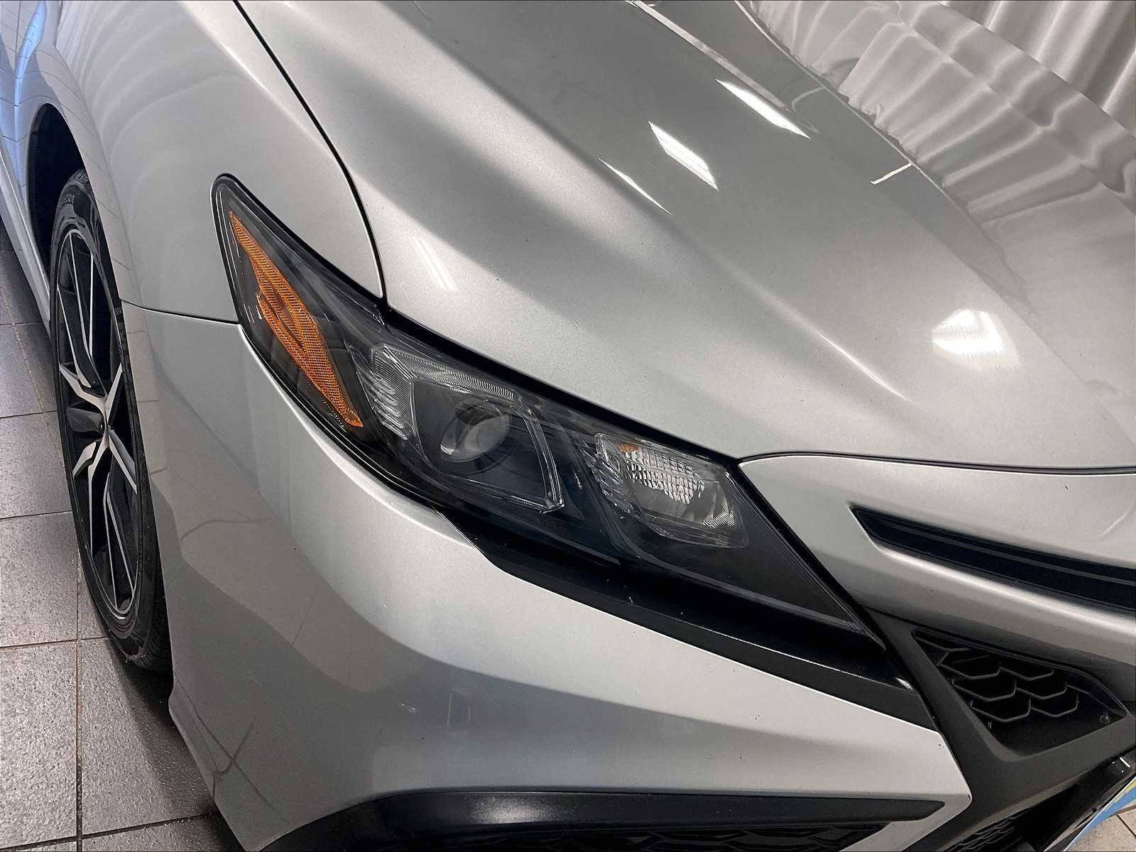 2023 Toyota Camry SE - Photo 32
