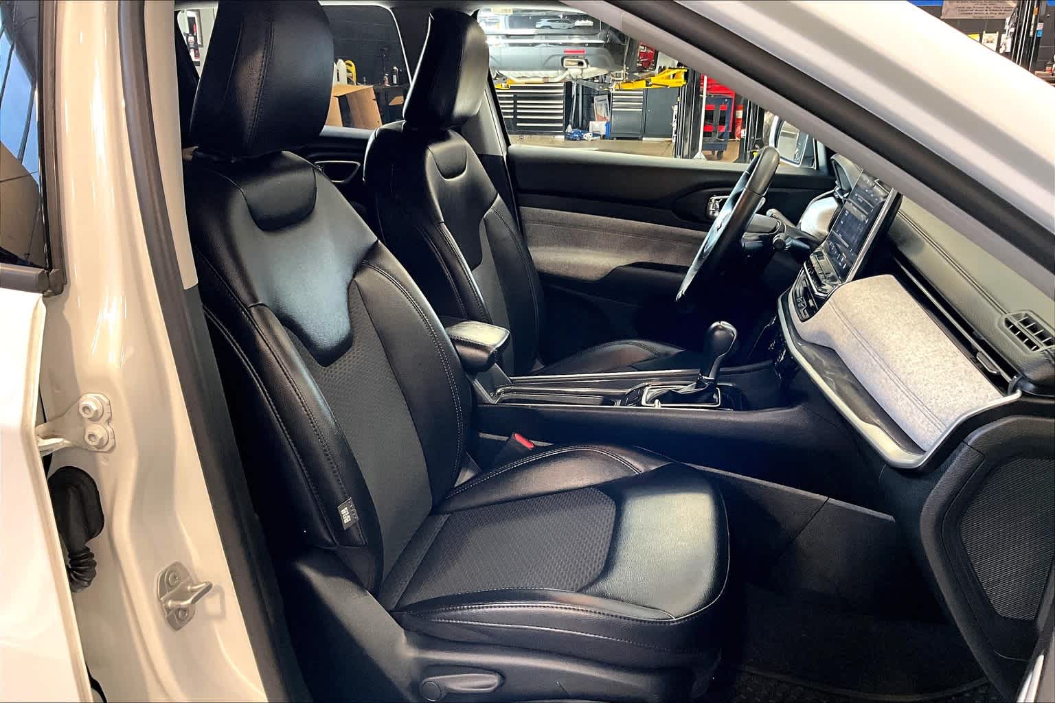 2022 Jeep Compass Latitude - Photo 11