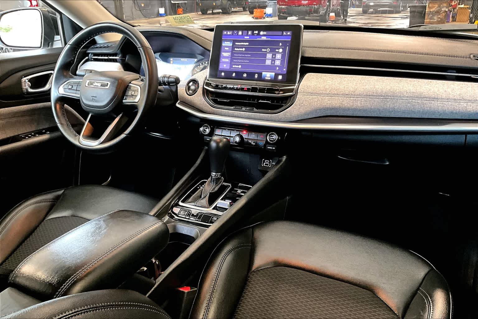 2022 Jeep Compass Latitude - Photo 14