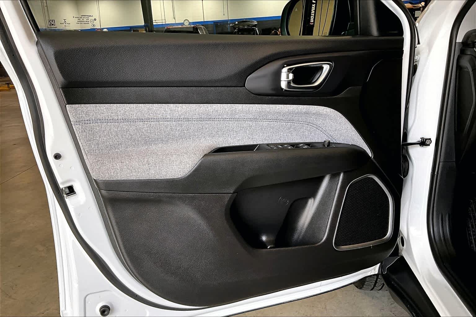 2022 Jeep Compass Latitude - Photo 9