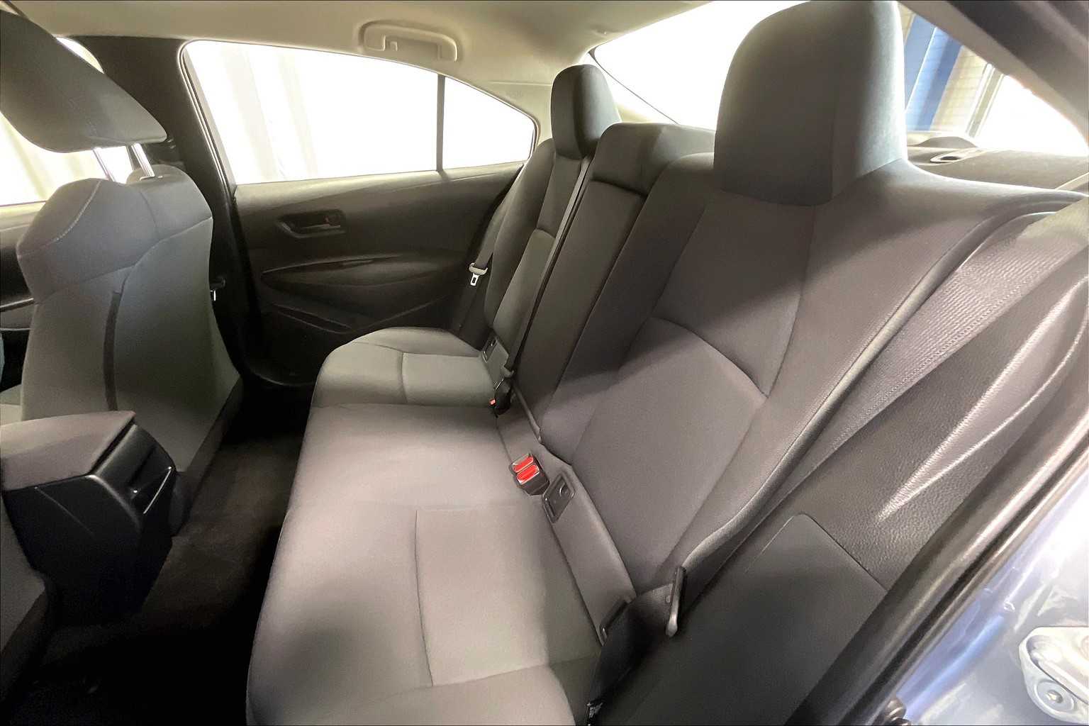 2022 Toyota Corolla LE - Photo 15