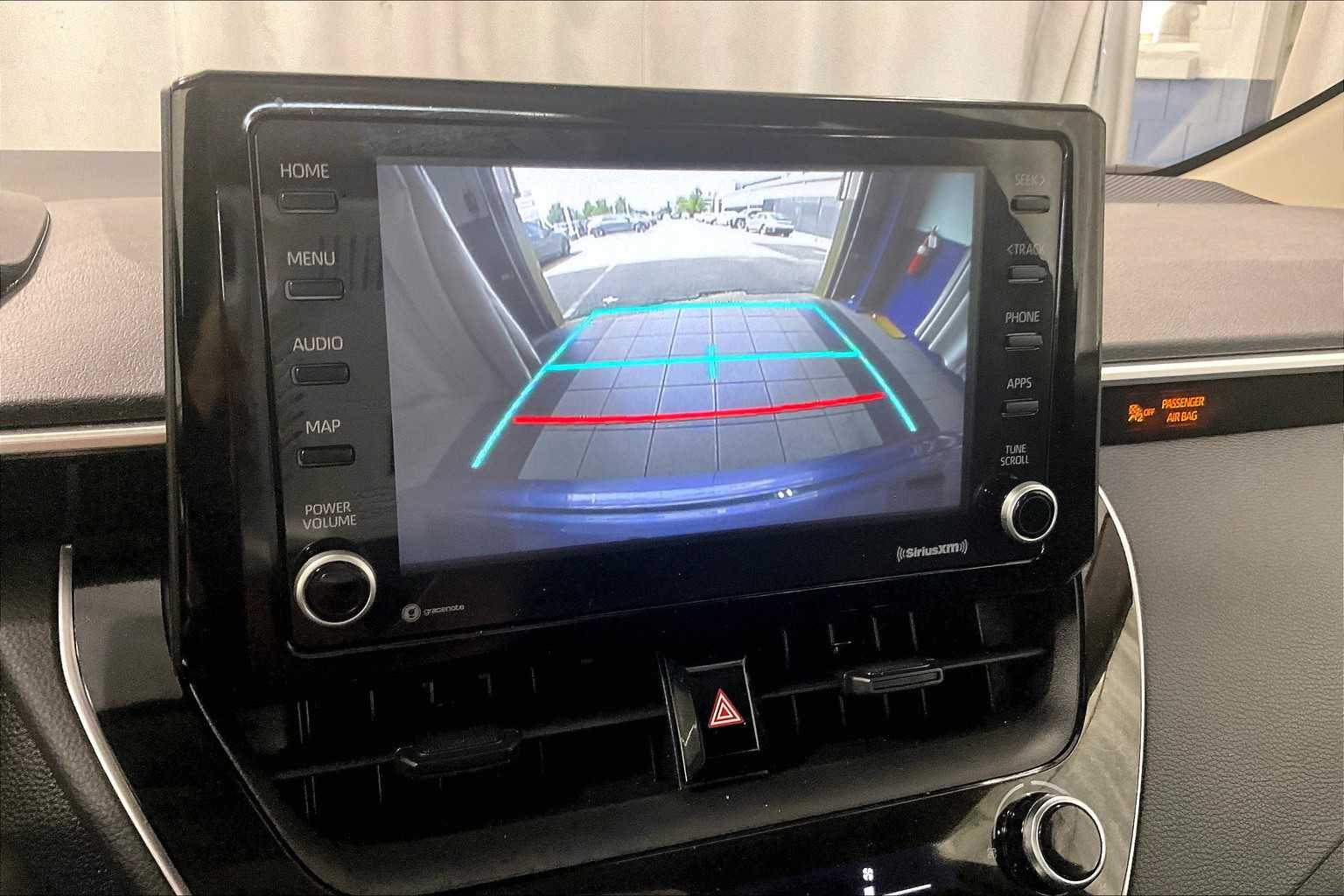 2022 Toyota Corolla LE - Photo 19