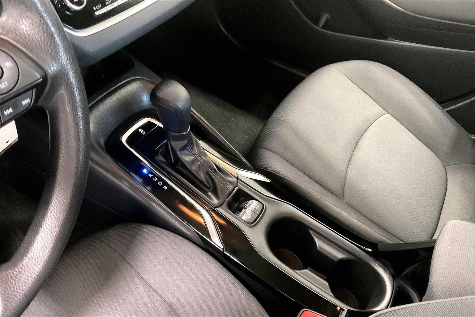 2022 Toyota Corolla LE - Photo 20