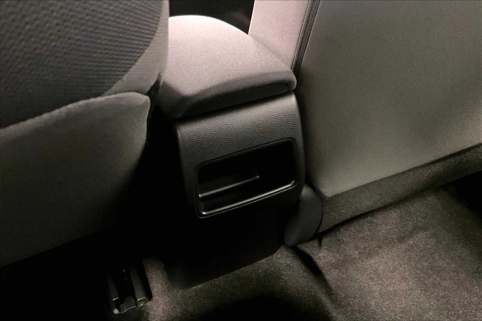 2022 Toyota Corolla LE - Photo 26