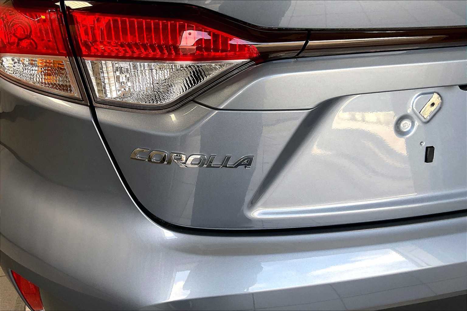 2022 Toyota Corolla LE - Photo 27
