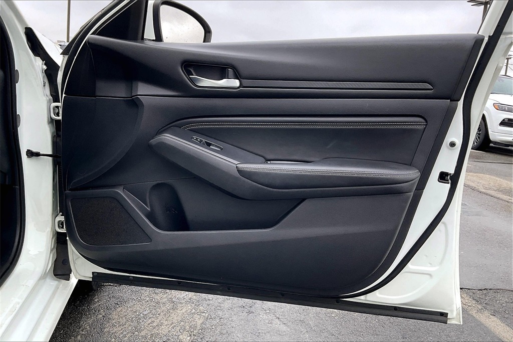 2020 Nissan Altima 2.5 S - Photo 11