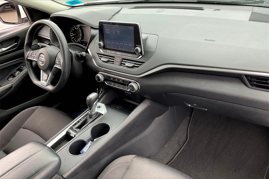 2020 Nissan Altima 2.5 S - Photo 13
