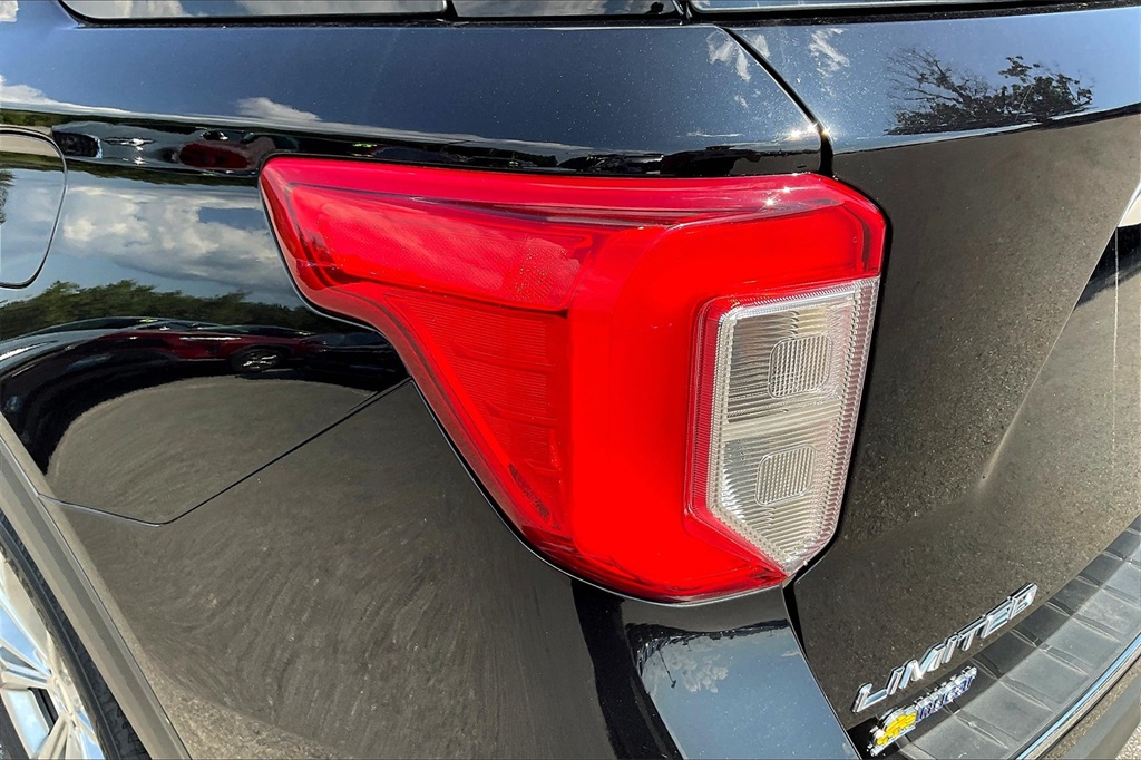 2023 Ford Explorer Limited - Photo 32