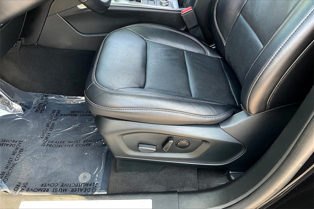 2023 Ford Explorer Limited - Photo 35