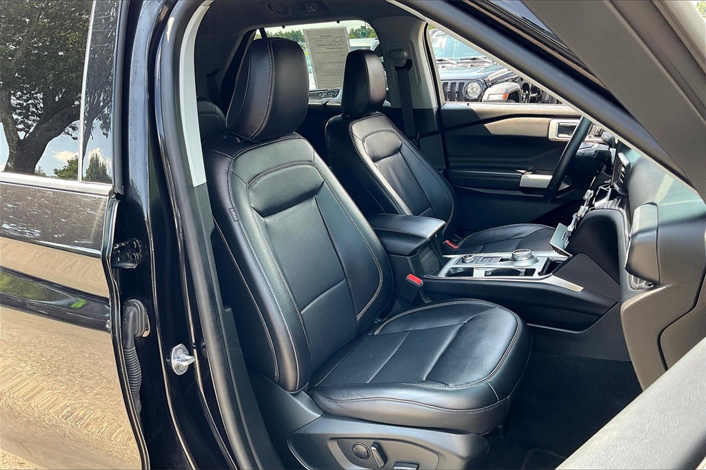 2023 Ford Explorer Limited - Photo 10