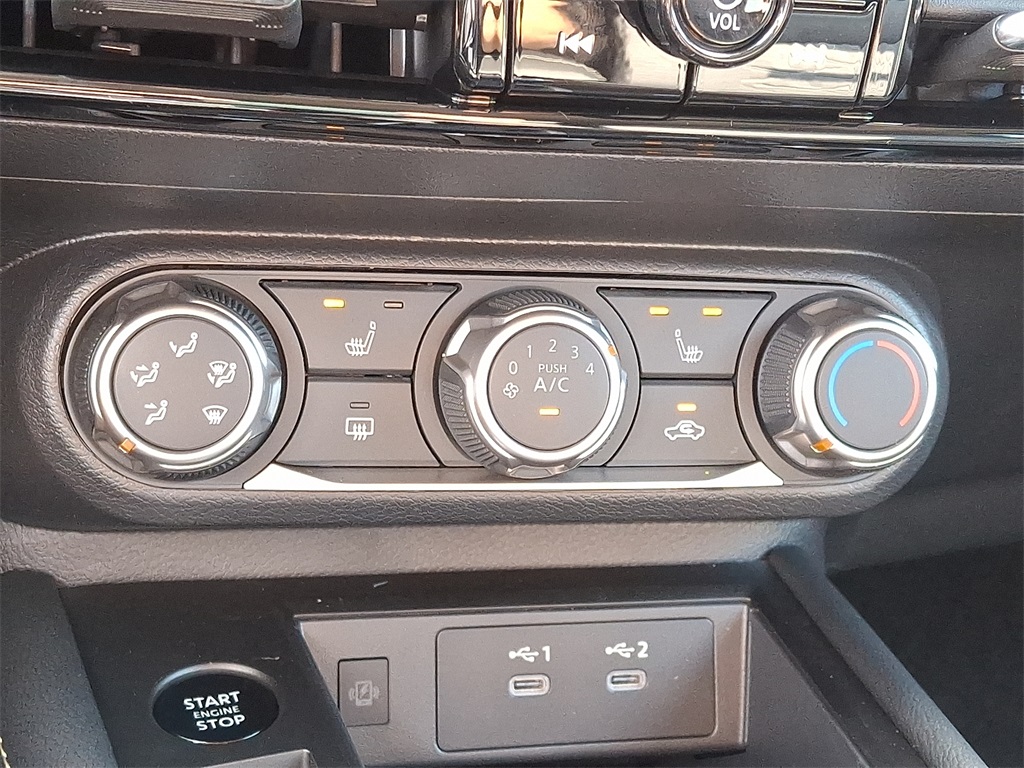 2025 Nissan Kicks SV - Photo 12