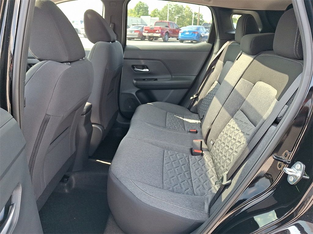 2025 Nissan Kicks SV - Photo 6
