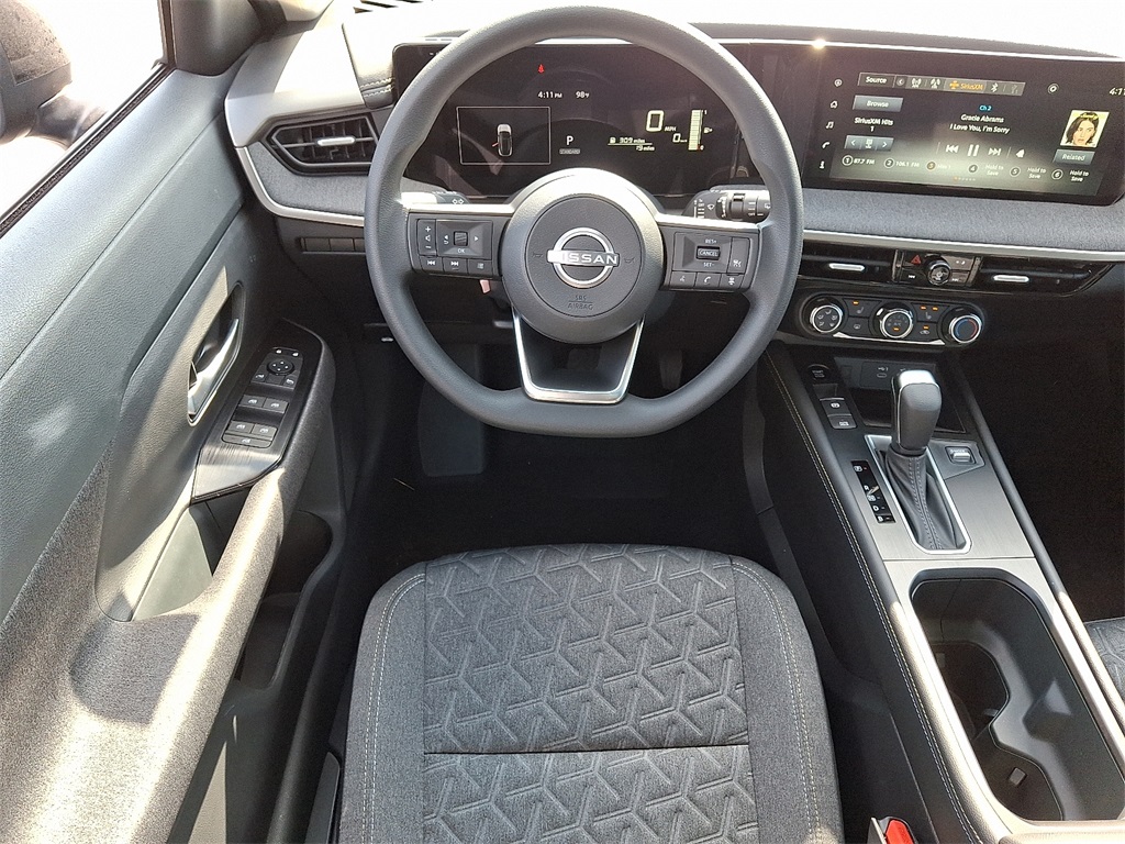 2025 Nissan Kicks SV - Photo 7