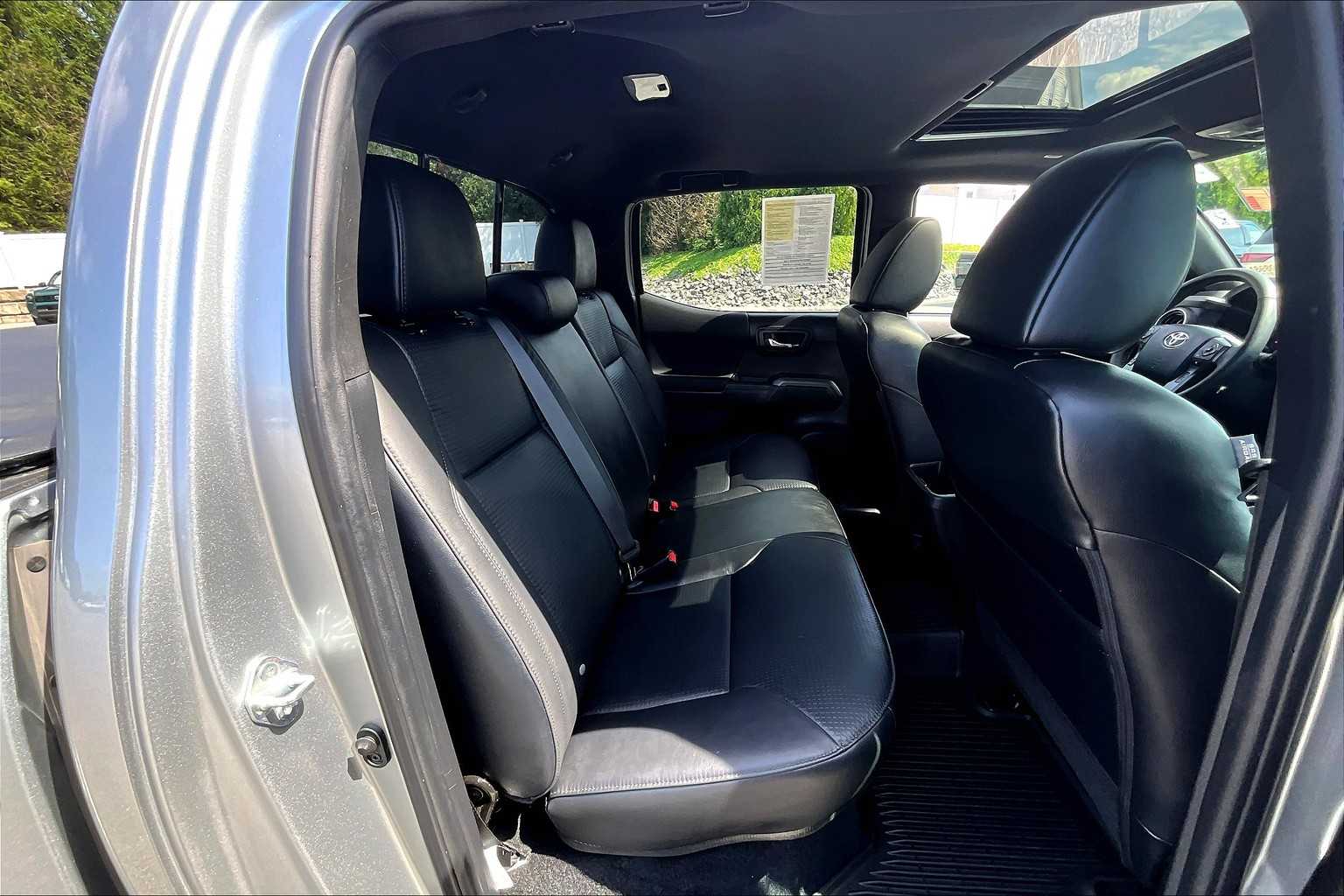 2023 Toyota Tacoma TRD Sport - Photo 16