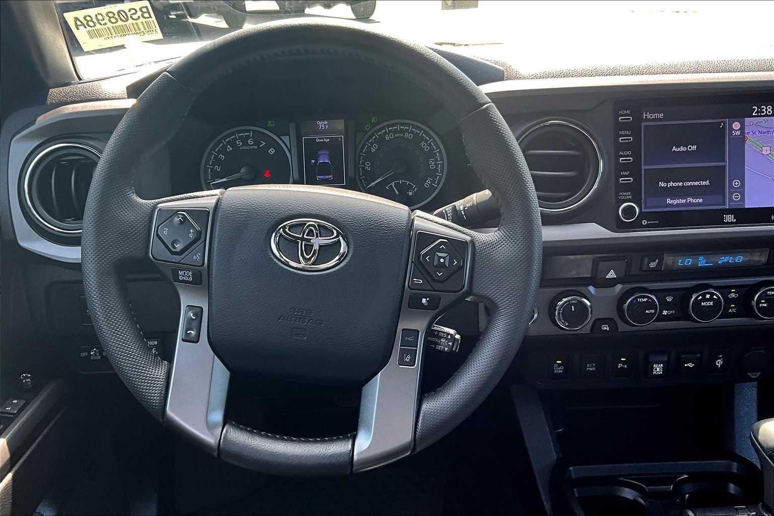 2023 Toyota Tacoma TRD Sport - Photo 17