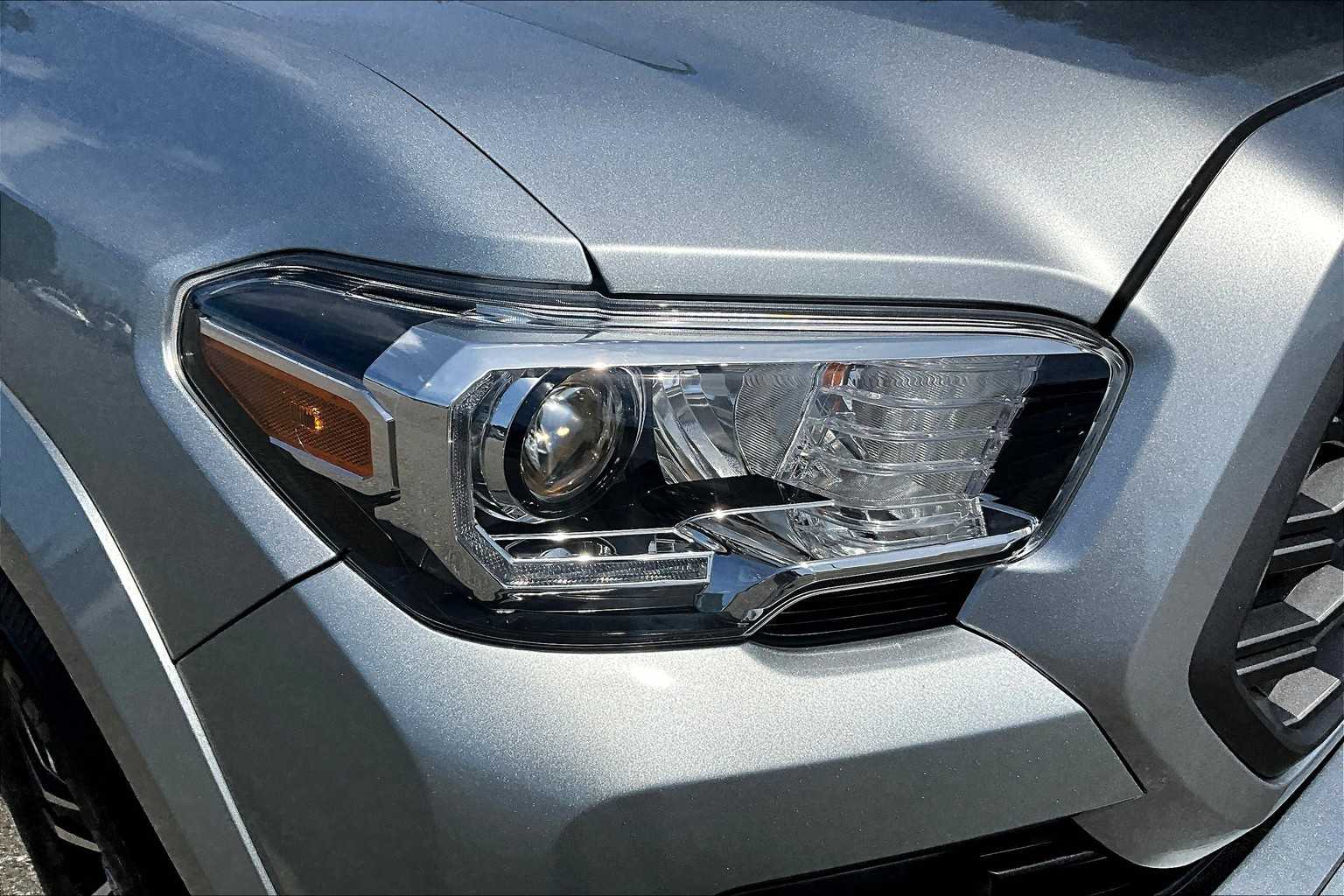 2023 Toyota Tacoma TRD Sport - Photo 34