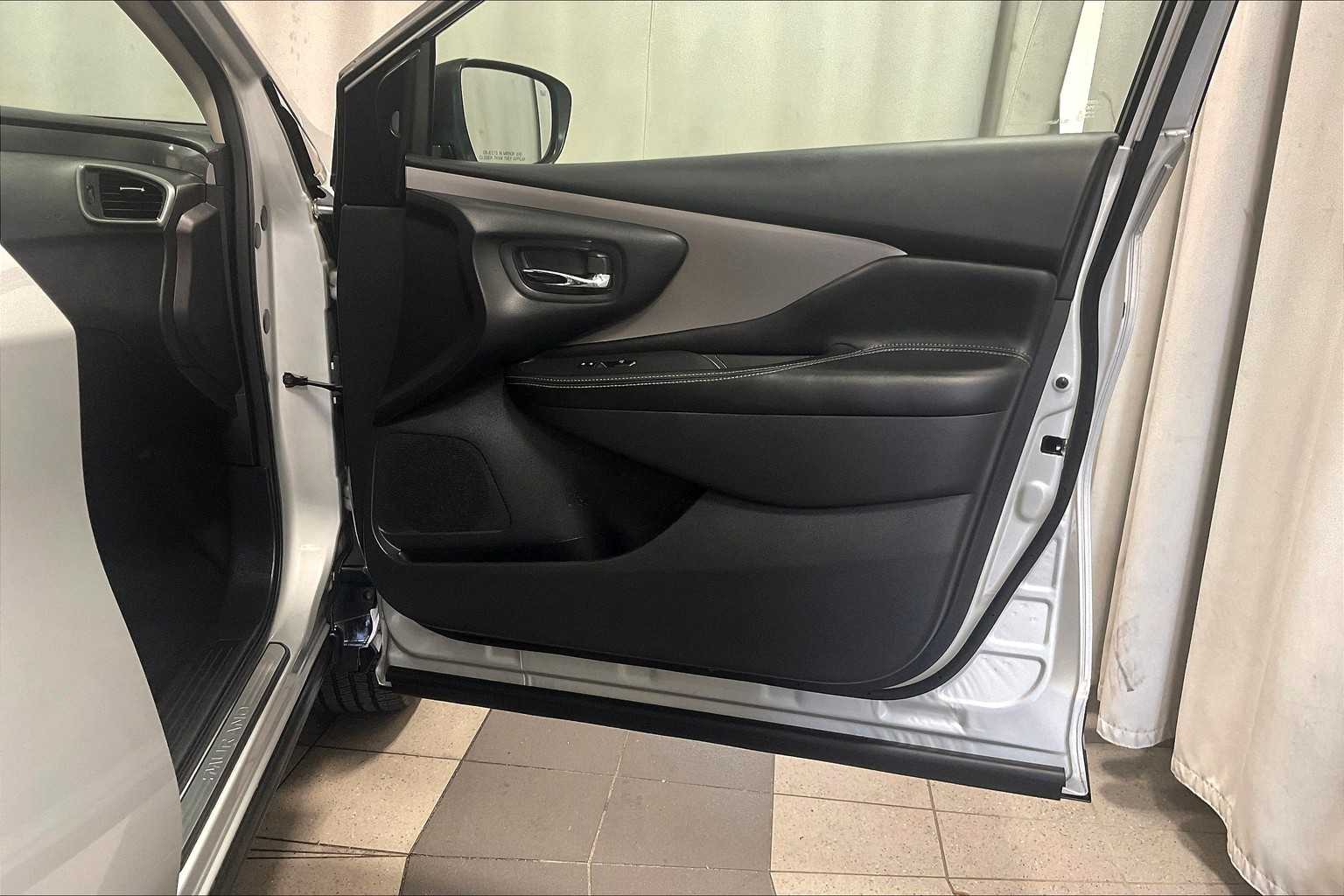 2023 Nissan Murano SV - Photo 12