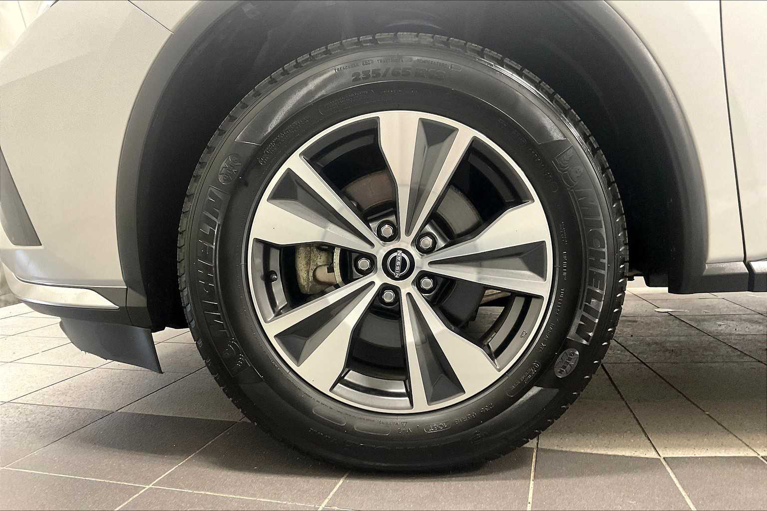 2023 Nissan Murano SV - Photo 7