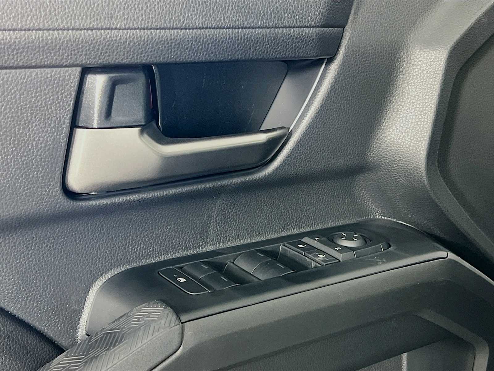 2025 Toyota Tacoma TRD Sport - Photo 15