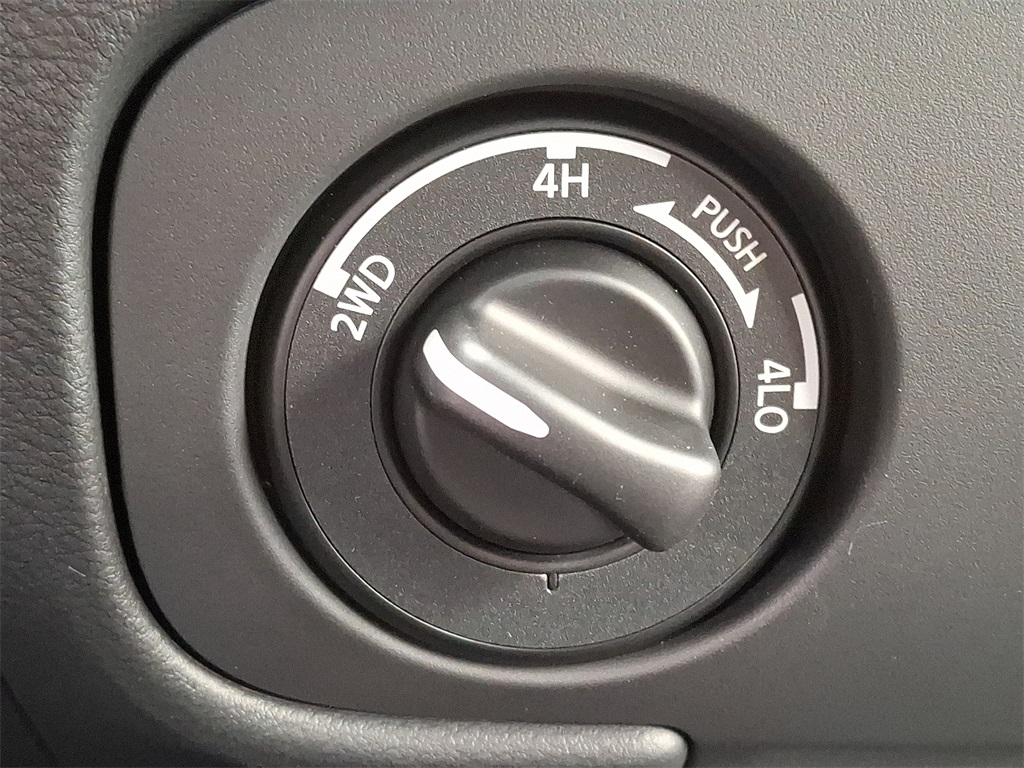 2026 Nissan Frontier PRO-4X - Photo 16