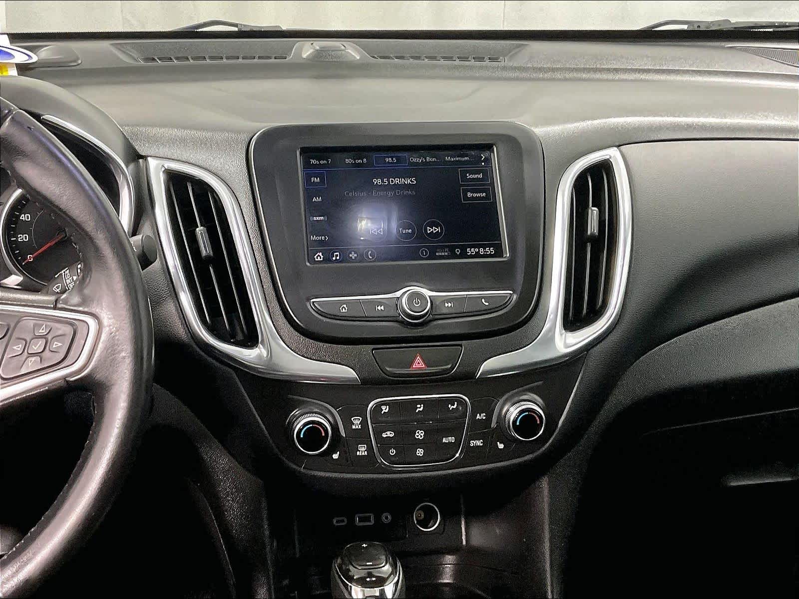 2021 Chevrolet Equinox LT - Photo 18