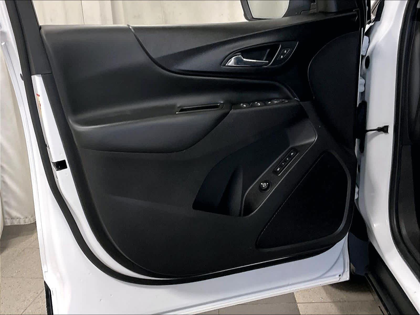 2021 Chevrolet Equinox LT - Photo 9