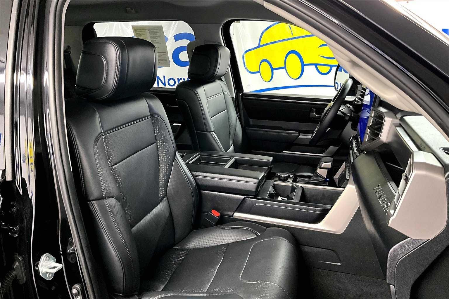2023 Toyota Tundra SR5 - Photo 11